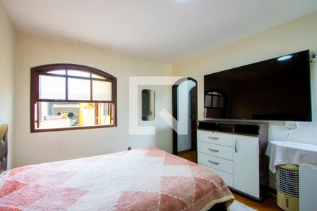 Quarto 1 de casa para alugar com 2 quartos, 110m² em Vila Cecilia Maria, Santo André