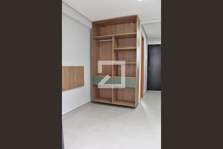 Sala de kitnet/studio para alugar com 1 quarto, 17m² em Novo Mundo, Curitiba