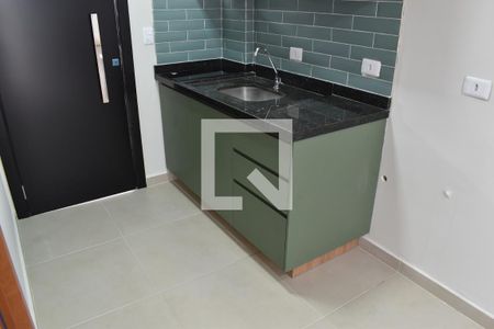 Cozinha de kitnet/studio para alugar com 1 quarto, 17m² em Novo Mundo, Curitiba