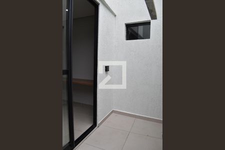 Área privativa de kitnet/studio para alugar com 1 quarto, 20m² em Novo Mundo, Curitiba