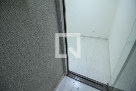 Corredor de apartamento para alugar com 1 quarto, 32m² em Vila Diva (zona Leste), São Paulo