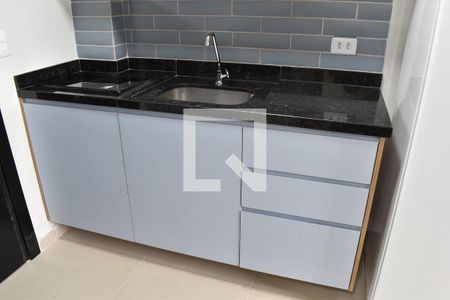 Cozinha de kitnet/studio para alugar com 1 quarto, 20m² em Novo Mundo, Curitiba