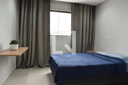 Quarto de kitnet/studio para alugar com 1 quarto, 19m² em Novo Mundo, Curitiba