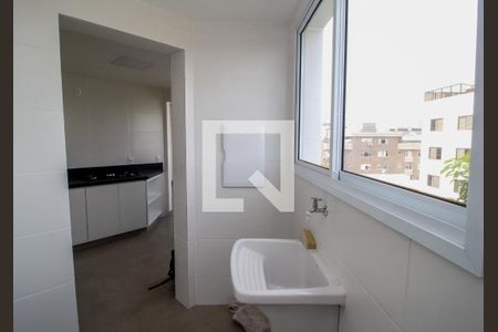 Cozinha /Área de serviço de apartamento para alugar com 3 quartos, 97m² em Liberdade, Belo Horizonte