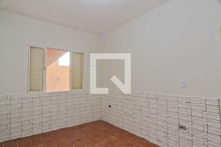 Quarto de casa para alugar com 1 quarto, 50m² em Vila Guedes, São Paulo