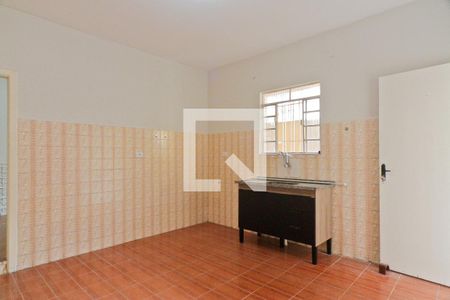 Cozinha de casa para alugar com 1 quarto, 50m² em Vila Guedes, São Paulo