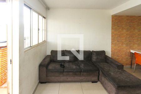 Sala de casa de condomínio para alugar com 3 quartos, 100m² em Jardim Aricanduva, São Paulo