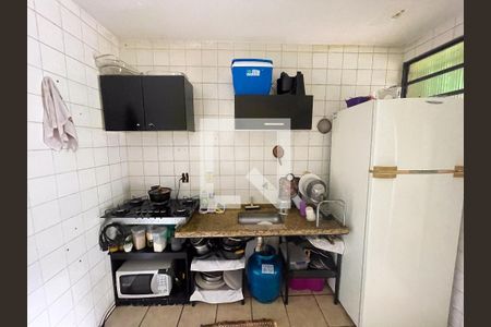 Cozinha de casa de condomínio à venda com 2 quartos, 80m² em Darcy Vargas, Belo Horizonte