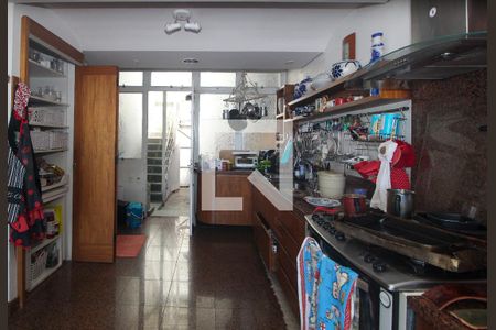 Cozinha 1 de casa à venda com 6 quartos, 596m² em Vila Assunção, Porto Alegre