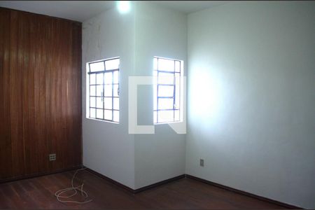 Quarto 2 de casa à venda com 4 quartos, 634m² em Maria Goretti, Belo Horizonte