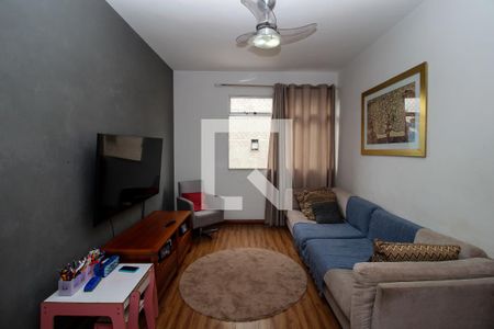 Sala de apartamento à venda com 2 quartos, 60m² em Estoril, Belo Horizonte