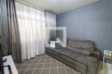 Casa à venda com 124m², 2 quartos e 1 vagaSala