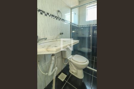 Banheiro de apartamento para alugar com 1 quarto, 50m² em Rio Branco, Porto Alegre