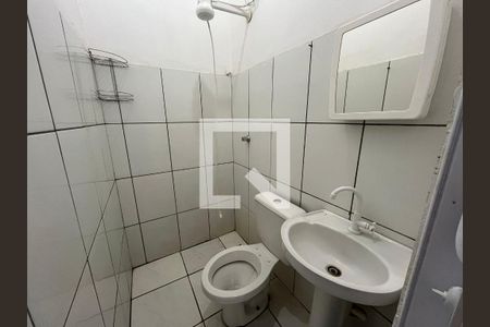 Banheiro de casa para alugar com 1 quarto, 40m² em Vila Real Santista, Hortolândia