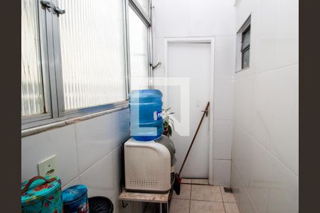 Cozinha de apartamento à venda com 3 quartos, 80m² em Barroca, Belo Horizonte