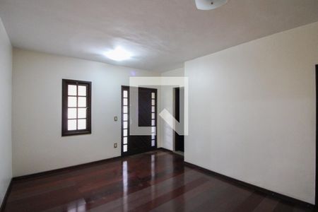 Sala de casa à venda com 2 quartos, 152m² em Glória, Belo Horizonte