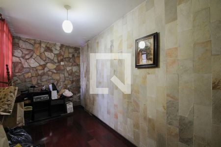 Sala de TV de casa à venda com 2 quartos, 152m² em Glória, Belo Horizonte