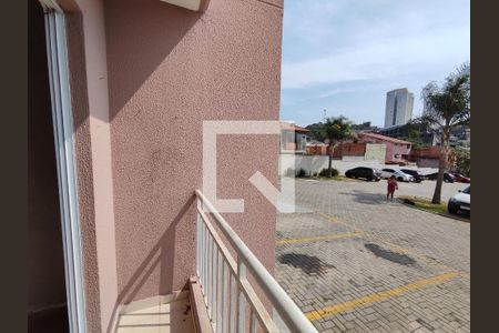 Sacada de apartamento para alugar com 2 quartos, 48m² em Jardim Rodrigues Alves, Ferraz de Vasconcelos