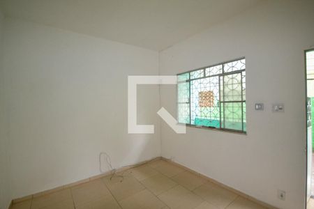 Sala de casa para alugar com 2 quartos, 55m² em Centro, Nilópolis