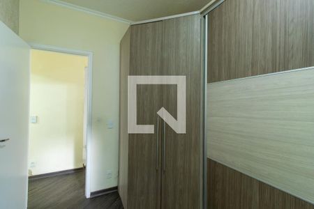 Quarto 1 de apartamento para alugar com 2 quartos, 52m² em Jardim Petrópolis, Cotia