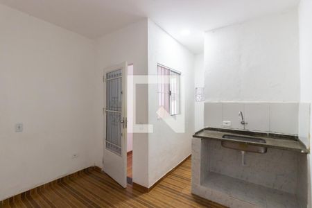 Cozinha de casa para alugar com 1 quarto, 40m² em Parque Guarani, São Paulo