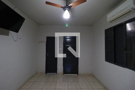 Suíte de casa para alugar com 1 quarto, 60m² em Independência, Ribeirão Preto