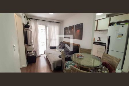 Sala de apartamento para alugar com 2 quartos, 50m² em Jardim Roberto, Osasco