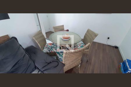 Sala de apartamento para alugar com 2 quartos, 50m² em Jardim Roberto, Osasco