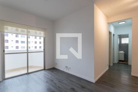 Sala de apartamento à venda com 2 quartos, 60m² em Moema, São Paulo