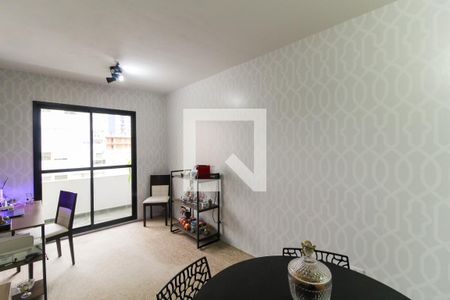 Sala de apartamento à venda com 2 quartos, 56m² em Vila Bertioga, São Paulo