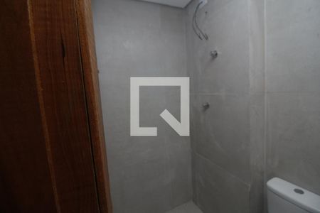 Banheiro de apartamento para alugar com 2 quartos, 40m² em Vila Esperança, São Paulo