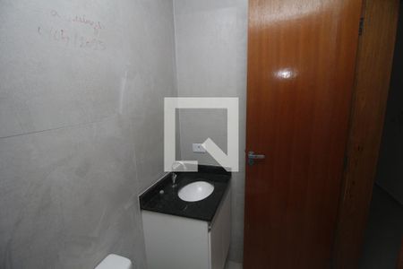 Banheiro de apartamento para alugar com 2 quartos, 40m² em Vila Esperança, São Paulo