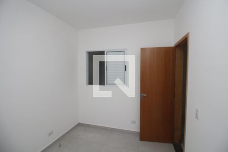 Quarto 1 de apartamento para alugar com 2 quartos, 40m² em Vila Esperança, São Paulo