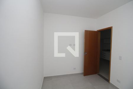 Quarto 2 de apartamento para alugar com 2 quartos, 40m² em Vila Esperança, São Paulo