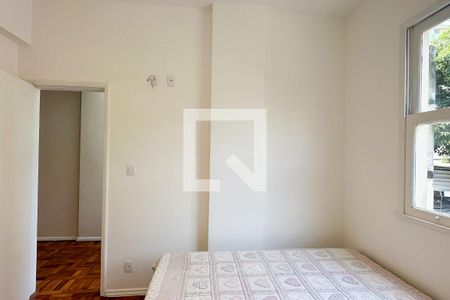 Quarto 01 de apartamento para alugar com 3 quartos, 100m² em Botafogo, Rio de Janeiro