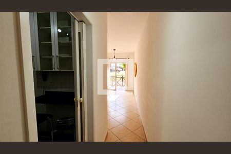 Hall de entrada de apartamento à venda com 2 quartos, 72m² em Vila Joana, Jundiaí