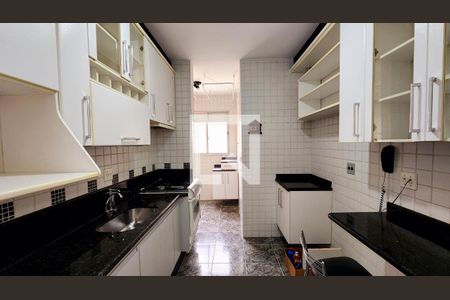 Cozinha e Área de Serviço de apartamento para alugar com 2 quartos, 72m² em Vila Joana, Jundiaí