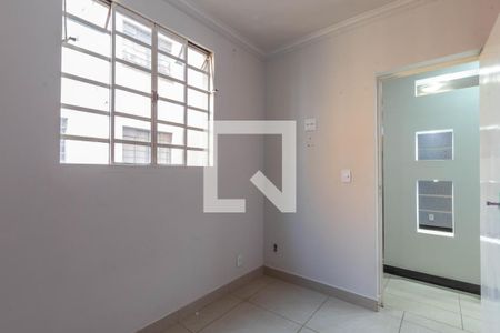 Quarto de apartamento à venda com 2 quartos, 38m² em Solar do Barreiro, Belo Horizonte