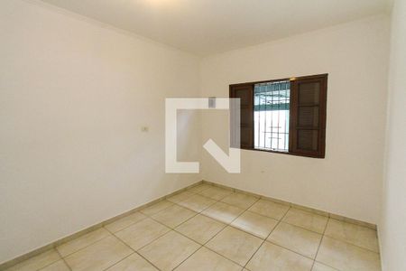 Quarto de casa para alugar com 2 quartos, 120m² em Parque Santa Madalena, São Paulo