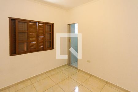 Quarto 2 de casa para alugar com 2 quartos, 120m² em Parque Santa Madalena, São Paulo