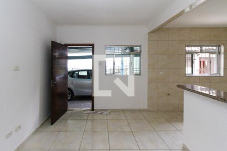 Sala de casa para alugar com 2 quartos, 120m² em Parque Santa Madalena, São Paulo