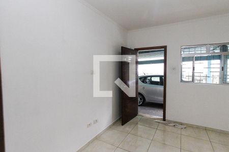 Sala de casa para alugar com 2 quartos, 120m² em Parque Santa Madalena, São Paulo