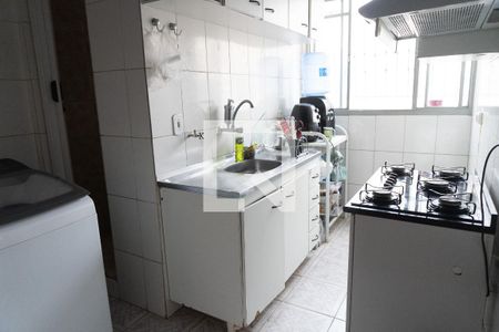 Cozinha de apartamento para alugar com 2 quartos, 50m² em Fonte Grande, Contagem