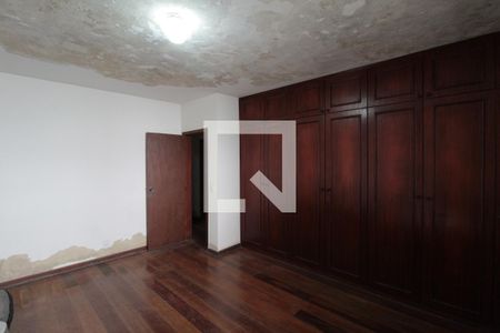 Suite de casa à venda com 4 quartos, 220m² em Cenaculo, Belo Horizonte