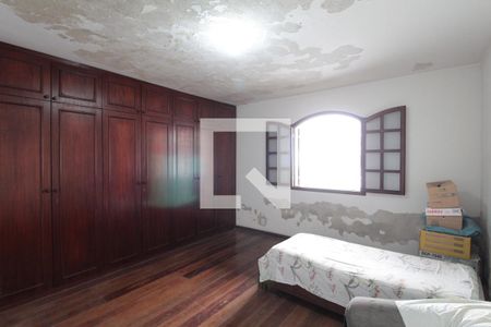 Suite de casa à venda com 4 quartos, 220m² em Cenaculo, Belo Horizonte