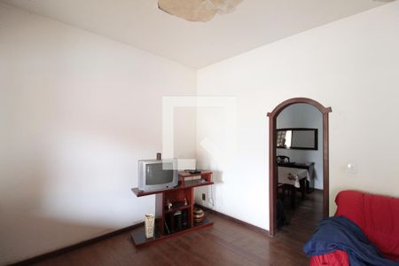 Sala de casa à venda com 4 quartos, 220m² em Cenaculo, Belo Horizonte