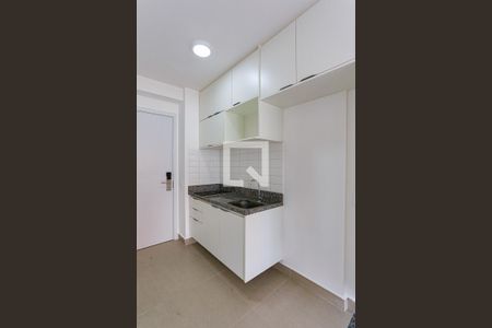 Cozinha de apartamento para alugar com 1 quarto, 29m² em Butantã, São Paulo