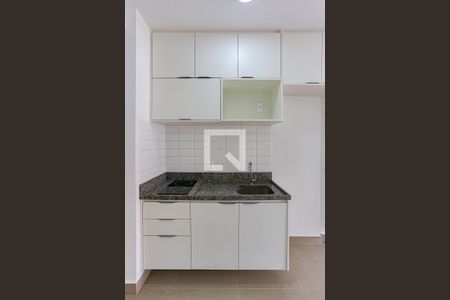 Cozinha de apartamento para alugar com 1 quarto, 29m² em Butantã, São Paulo