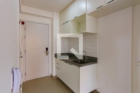 Cozinha de apartamento para alugar com 1 quarto, 29m² em Butantã, São Paulo