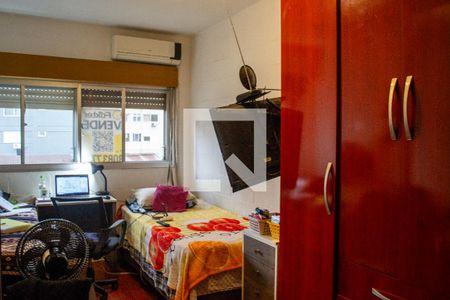 Quarto de apartamento à venda com 1 quarto, 45m² em Partenon, Porto Alegre